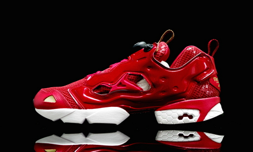 专柜正品 reebok/锐步 pump fury 钢铁侠蛇年别注 男子跑鞋V46670