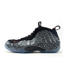 密集喷！Nike Air Foamposite One Safari 篮球鞋